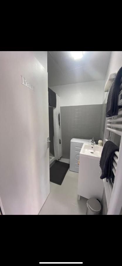 Le 35 Liberte-Spacieux Appartement Avec Balcon Et Local Velos-Centre Commercial Polygone Безье Экстерьер фото